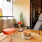 Suedstrand, Zentral, Balkon, Wifi, Fahrstuhl, Parken Lejlighed